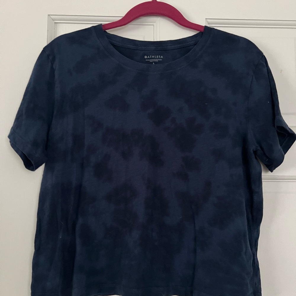 Athleta Organic Daily Crop Tie Dye Tee Large in Navy